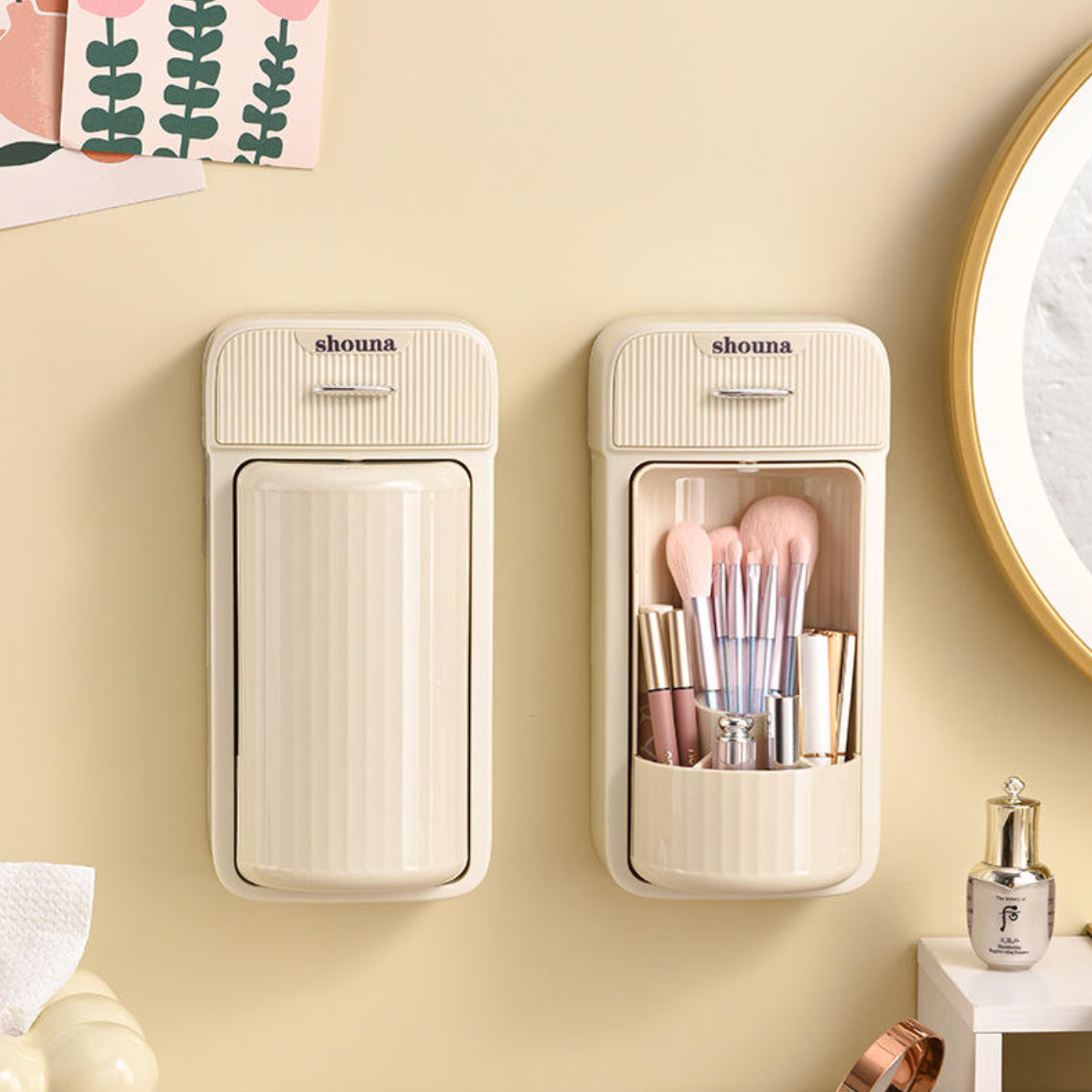 Rotating Makeup Brush Organizer – Space-Saving Wall-Mounted Storage